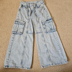 Old Navy High-Waisted Super Baggy Wide-Leg Cargo Jeans for Girls 10